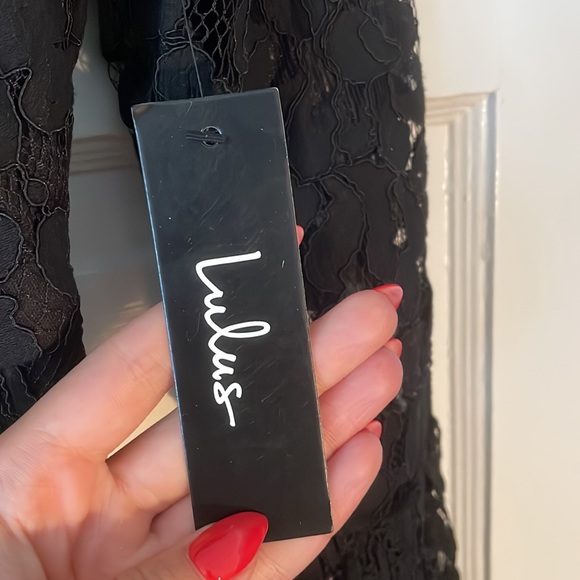 NWT Lulus Black Lace Long Sleeve Midi Dress - Picture 6 of 8